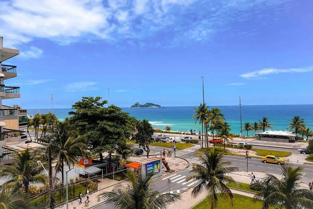 Loft frente praia Barra da Tijuca, ao lado do Windsor-1